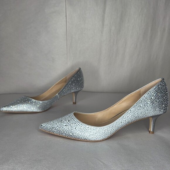 NWT Jewel Badgley Mischka Women's Frenchie Silver-Tone Heels - Picture 1 of 9